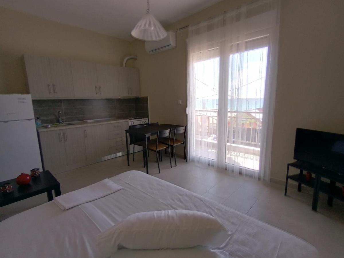 Katerina Apartment Неа Плагия Екстериор снимка